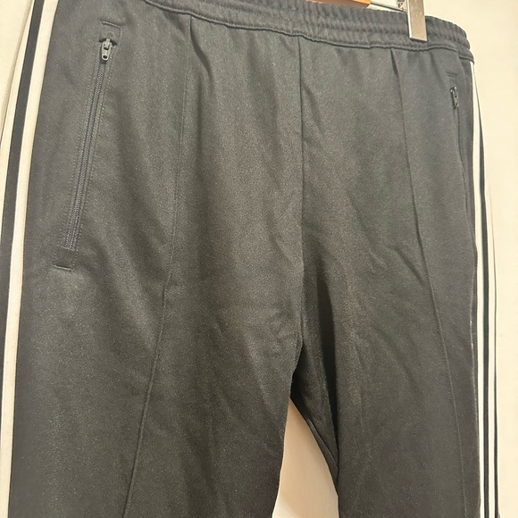 Pleated Adidas Relaxed Pants - Picture 2 of 3